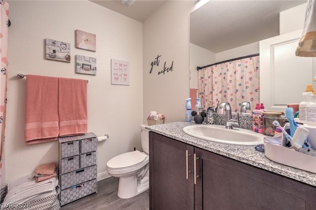 6816 Citron Mist Court, North Las Vegas, NV 89086