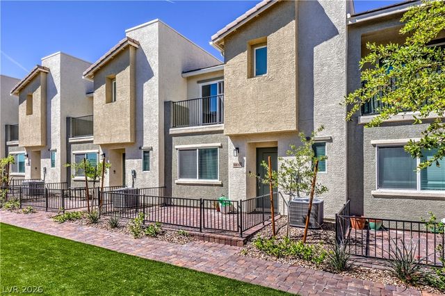 6816 Citron Mist Court, North Las Vegas, NV 89086