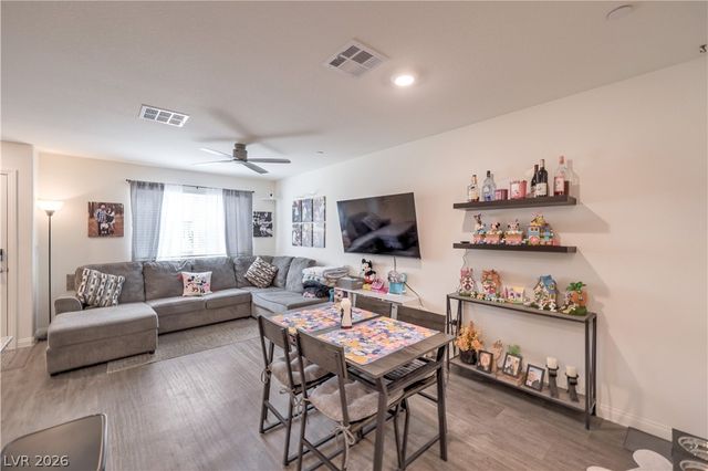 6816 Citron Mist Court, North Las Vegas, NV 89086