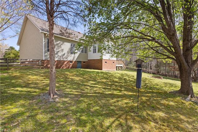 3720 Shackleton Ln, Williamsburg, VA 23188