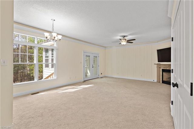 3720 Shackleton Ln, Williamsburg, VA 23188