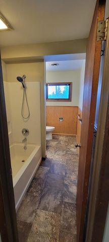 412 E Hamilton Avenue, Baudette, MN 56623