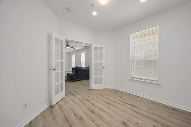 5824 Stone Mountain Road, The Colony, TX 75056