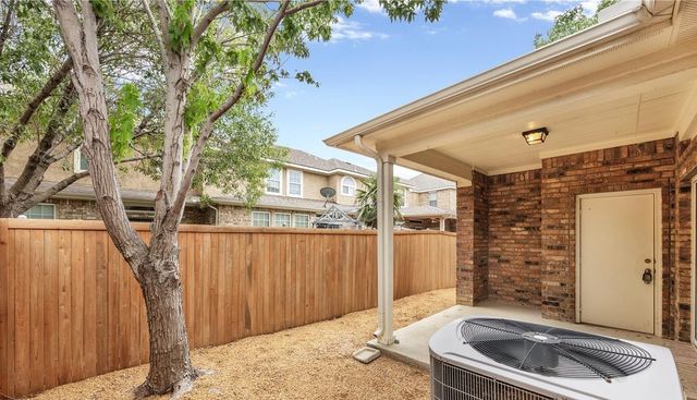 5824 Stone Mountain Road, The Colony, TX 75056