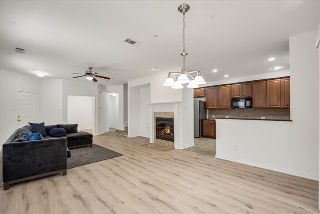 5824 Stone Mountain Road, The Colony, TX 75056