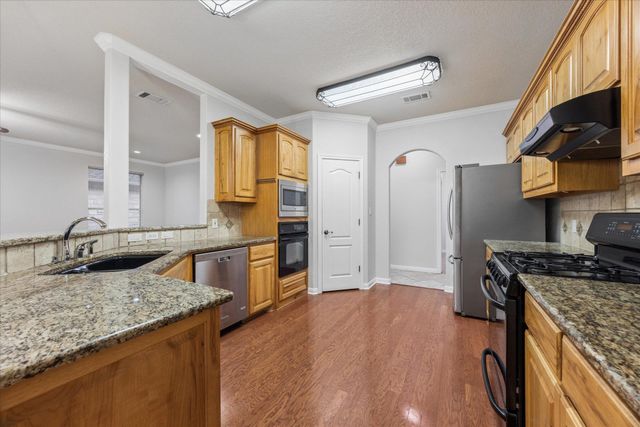 300 Brazos DR, Georgetown, TX 78628