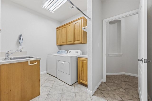 300 Brazos DR, Georgetown, TX 78628