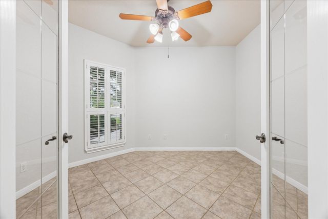 300 Brazos DR, Georgetown, TX 78628