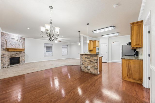 300 Brazos DR, Georgetown, TX 78628