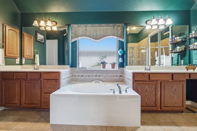 5340 Camrose Street, Fort Worth, TX 76244