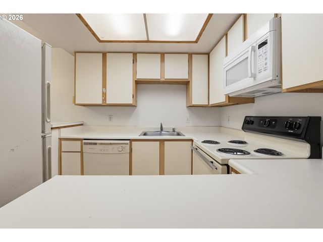 1408 Ne 72ND St 2, Vancouver, WA 98665