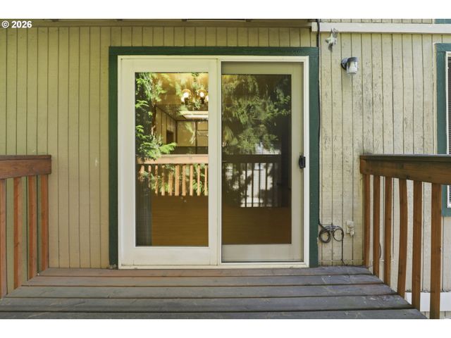 1408 Ne 72ND St 2, Vancouver, WA 98665