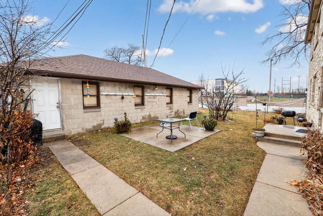 3031 W Capitol DRIVE, Milwaukee, WI 53216