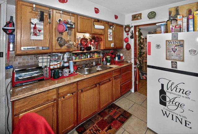 3031 W Capitol DRIVE, Milwaukee, WI 53216