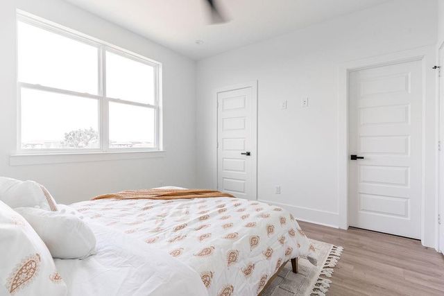 5705 Dolores Street B, Houston, TX 77057