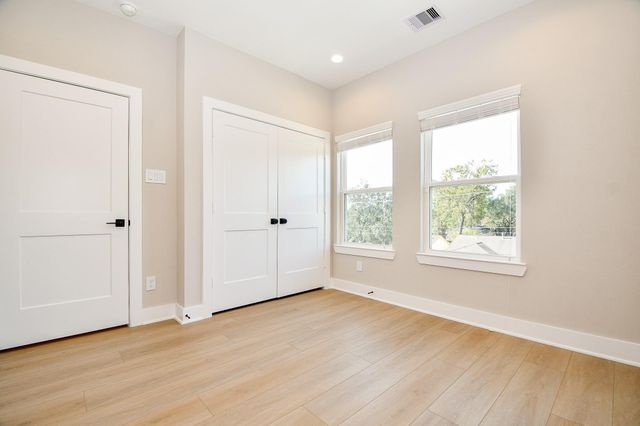 4918 Brinkman, Houston, TX 77018