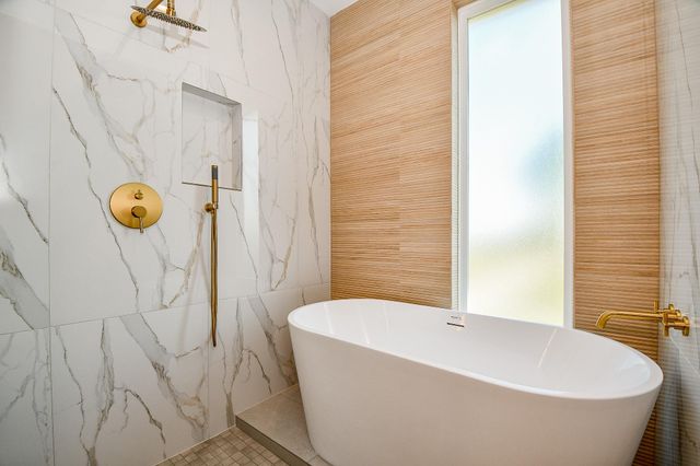 4918 Brinkman, Houston, TX 77018