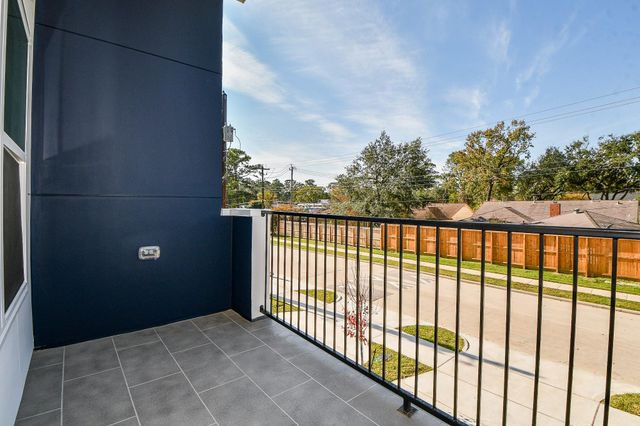 4918 Brinkman, Houston, TX 77018