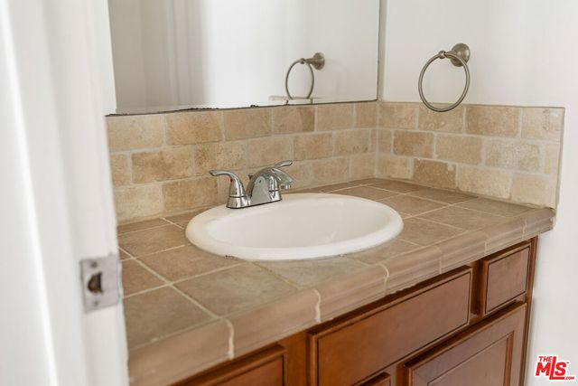 1000 S Westgate Avenue 312, Los Angeles, CA 90049