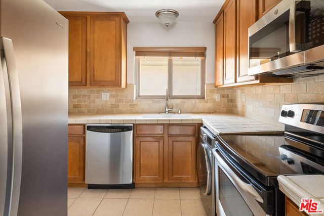 1000 S Westgate Avenue 312, Los Angeles, CA 90049