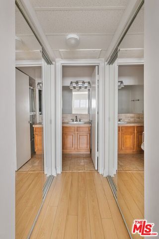 1000 S Westgate Avenue 312, Los Angeles, CA 90049