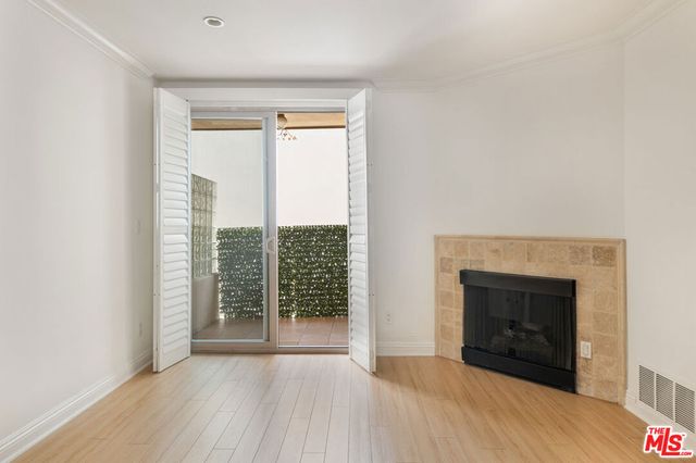 1000 S Westgate Avenue 312, Los Angeles, CA 90049