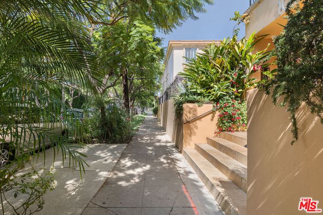1000 S Westgate Avenue 312, Los Angeles, CA 90049