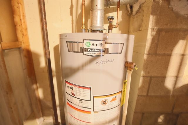 60 Aetna, Somerset, MA 02726