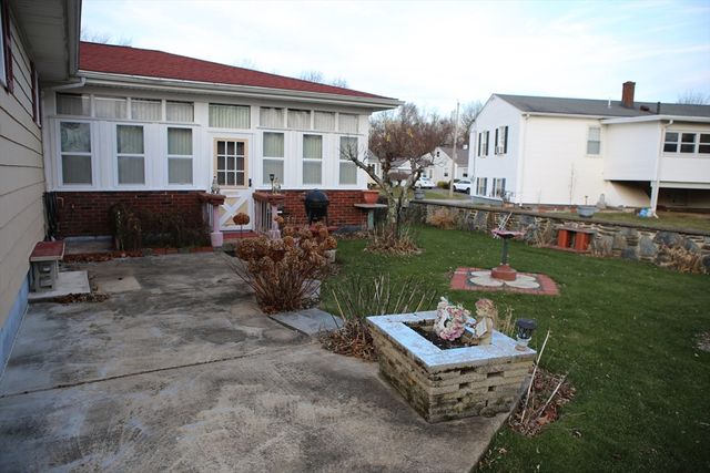 60 Aetna, Somerset, MA 02726