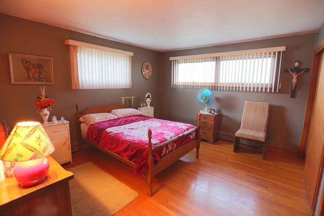 60 Aetna, Somerset, MA 02726