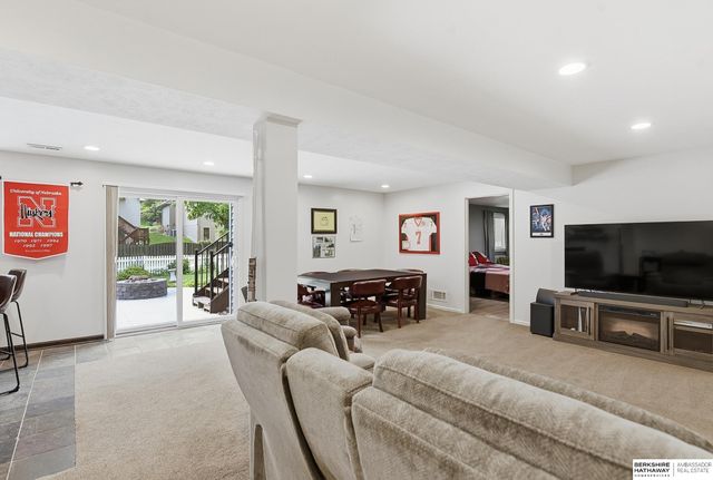 15409 Summerwood Drive, Omaha, NE 68137