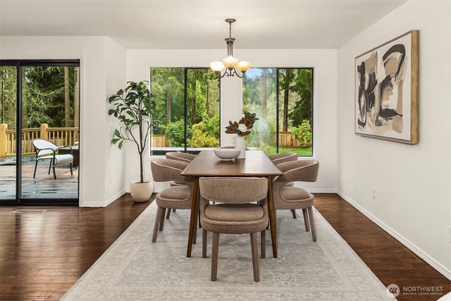 22223 NE 82nd Place, Redmond, WA 98053