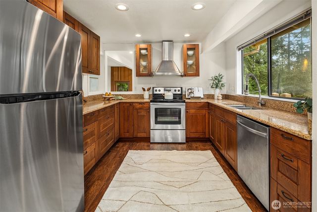 22223 NE 82nd Place, Redmond, WA 98053