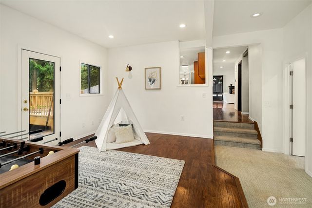 22223 NE 82nd Place, Redmond, WA 98053