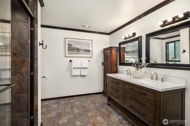 22223 NE 82nd Place, Redmond, WA 98053