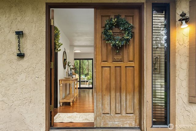 22223 NE 82nd Place, Redmond, WA 98053