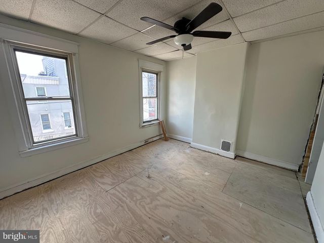 2606 CEDAR ST, Philadelphia, PA 19125