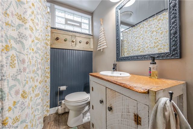 1156 Sunset Road, Mayfield Heights, OH 44124