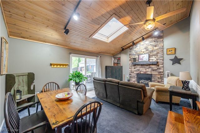 1156 Sunset Road, Mayfield Heights, OH 44124
