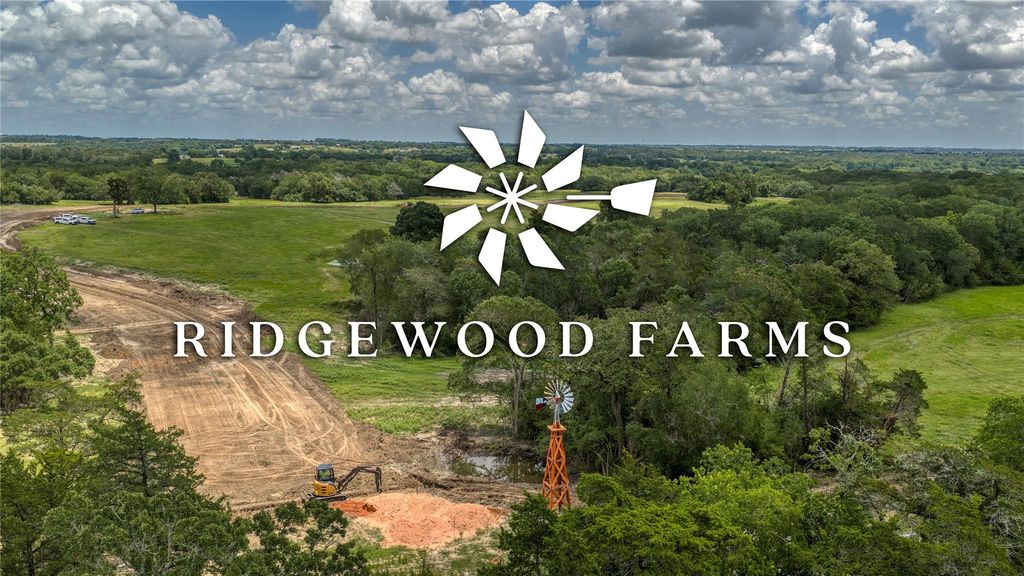 10 Ridgewood Farms Way, Brenham, TX 77833
