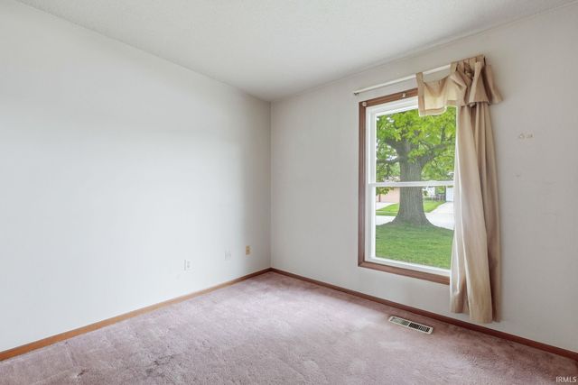 7311 Tangerine Lane, Fort Wayne, IN 46825