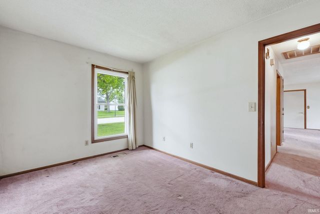 7311 Tangerine Lane, Fort Wayne, IN 46825