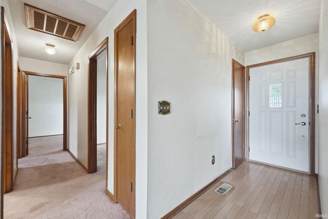 7311 Tangerine Lane, Fort Wayne, IN 46825