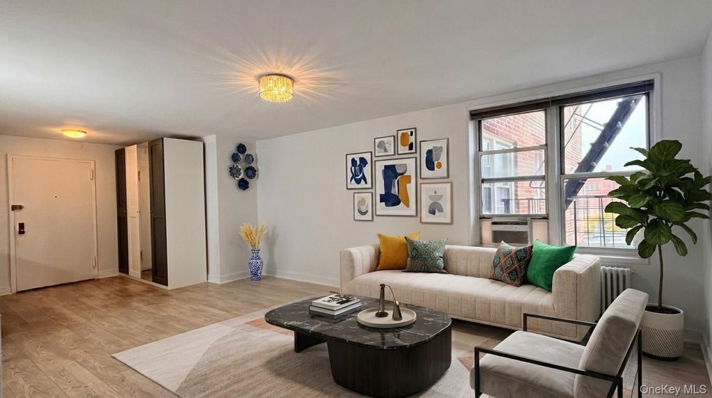 60-11 Broadway 5E, Woodside, NY 11377 — photo 5