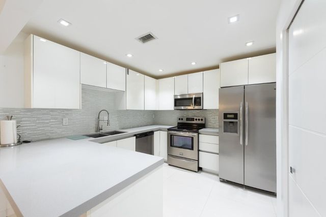 6604 SW 114th Place C72, Miami, FL 33173