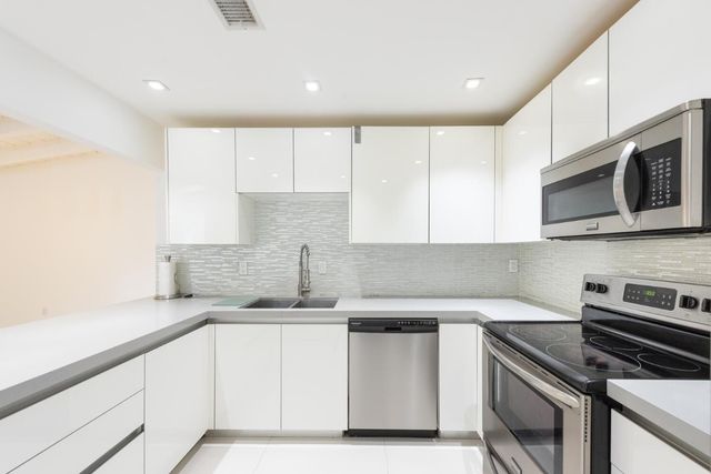 6604 SW 114th Place C72, Miami, FL 33173