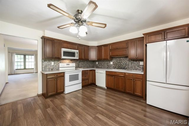 306 Northoak Drive, Collinsville, IL 62234
