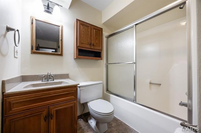 306 Northoak Drive, Collinsville, IL 62234