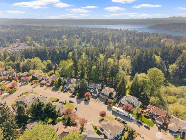 8218 126th Place SE, Newcastle, WA 98056
