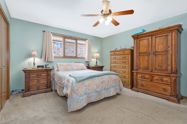 7324 W 152ND Street 73, Orland Park, IL 60462
